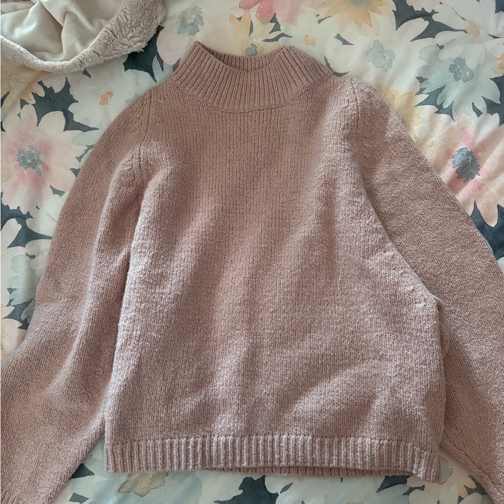 Old Navy cropped sweater